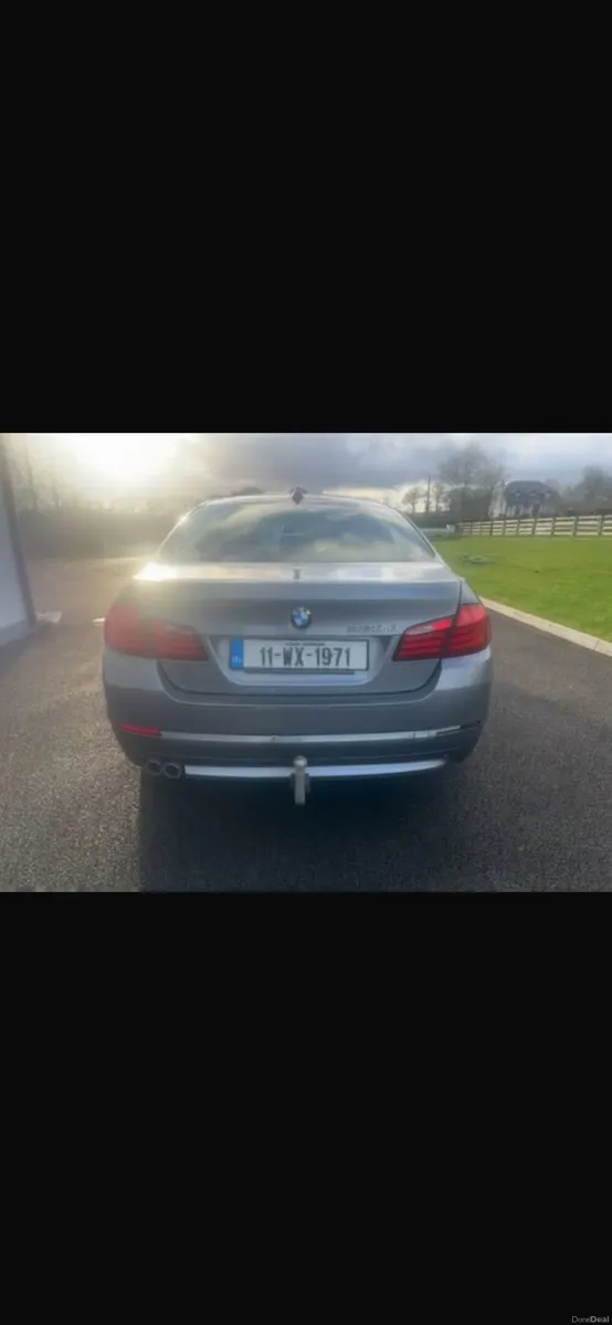 BMW 5-Series 2011 - Image 3
