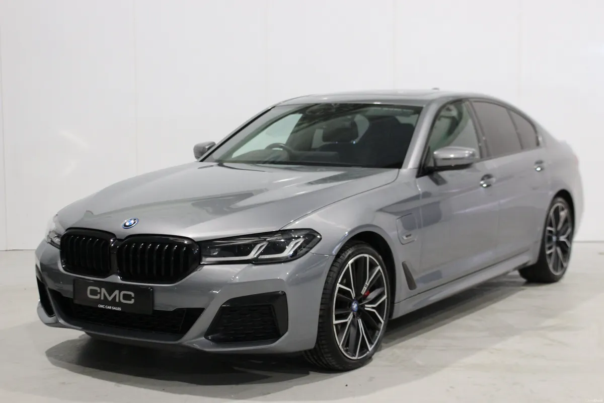 BMW 5-Series 2022 530 M SPORT PRO HIGH SPEC - Image 3