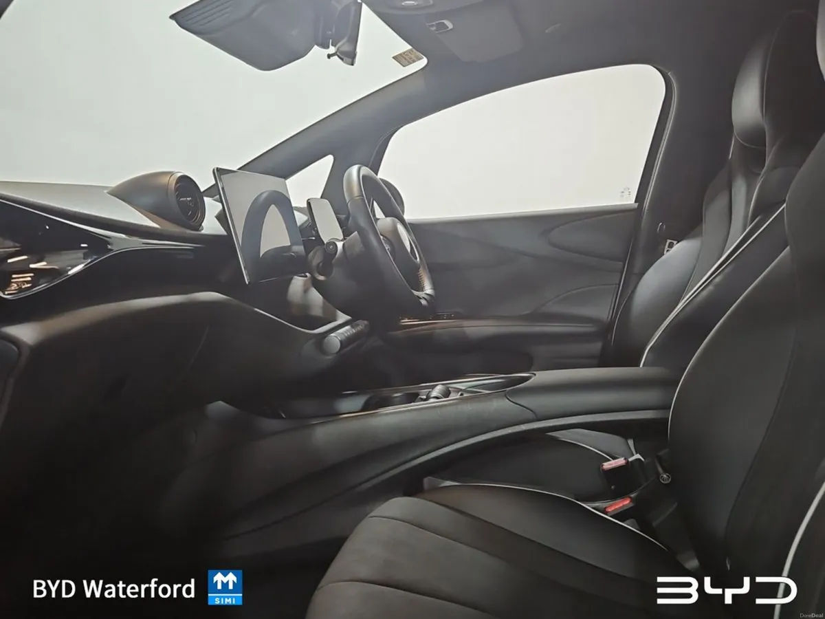 BYD DOLPHIN COMFORT 60KWh 204HP, up to 427km Range - Image 4