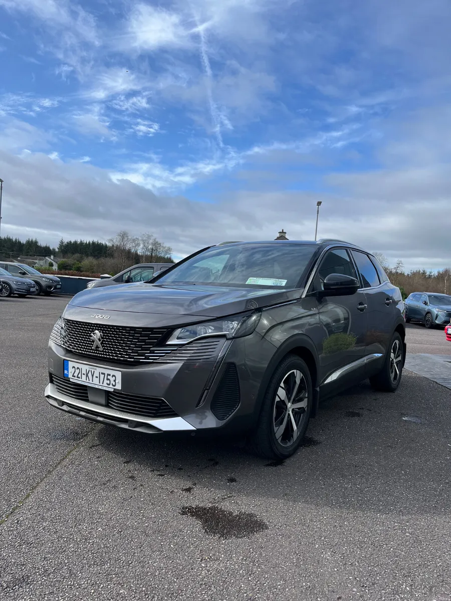 Peugeot 3008 2022 - Image 2