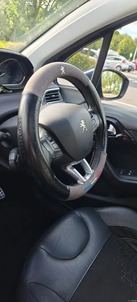 Peugeot 208 2013 - Image 1