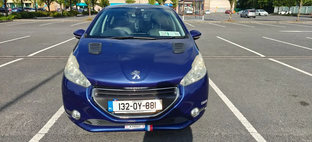 Peugeot 208 2013 - Image 4