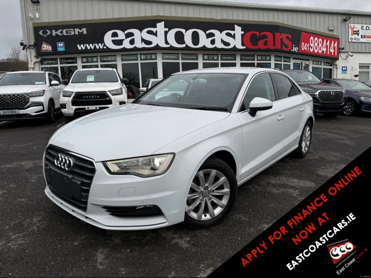 Audi A3 SALOON 1.4 TFSI PRIVACY GLASS  - PARKING S - Image 1