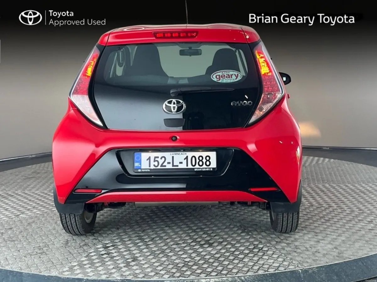 Toyota Aygo 1.0 5DR X-PLAY+ 4DR - Image 4