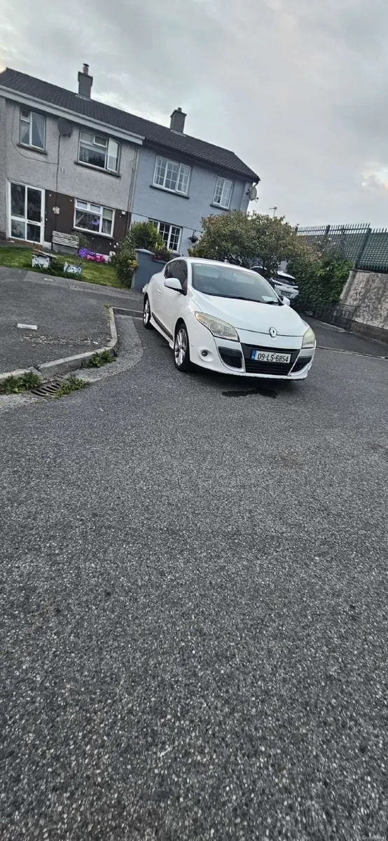 Renault Megane 2009 - Image 1