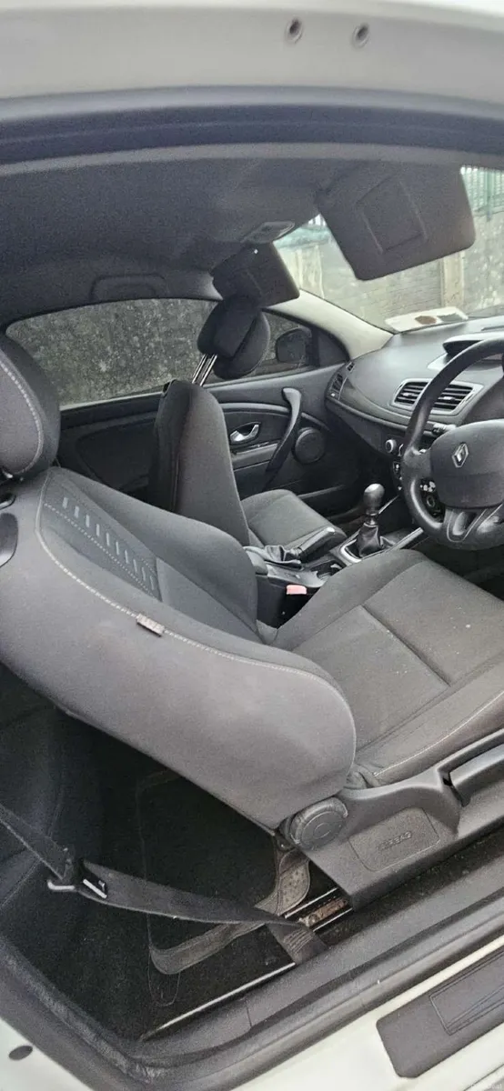 Renault Megane 2009 - Image 4