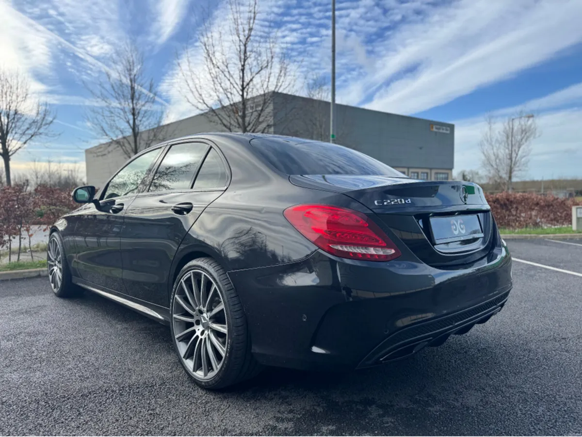 Mercedes-Benz C-Class 2.1D AMG LINE AUTO *FRESH NC - Image 3