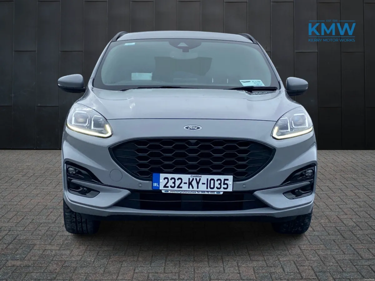 Ford Kuga ST-Line X Special Edition.. Huge Spec - Image 3