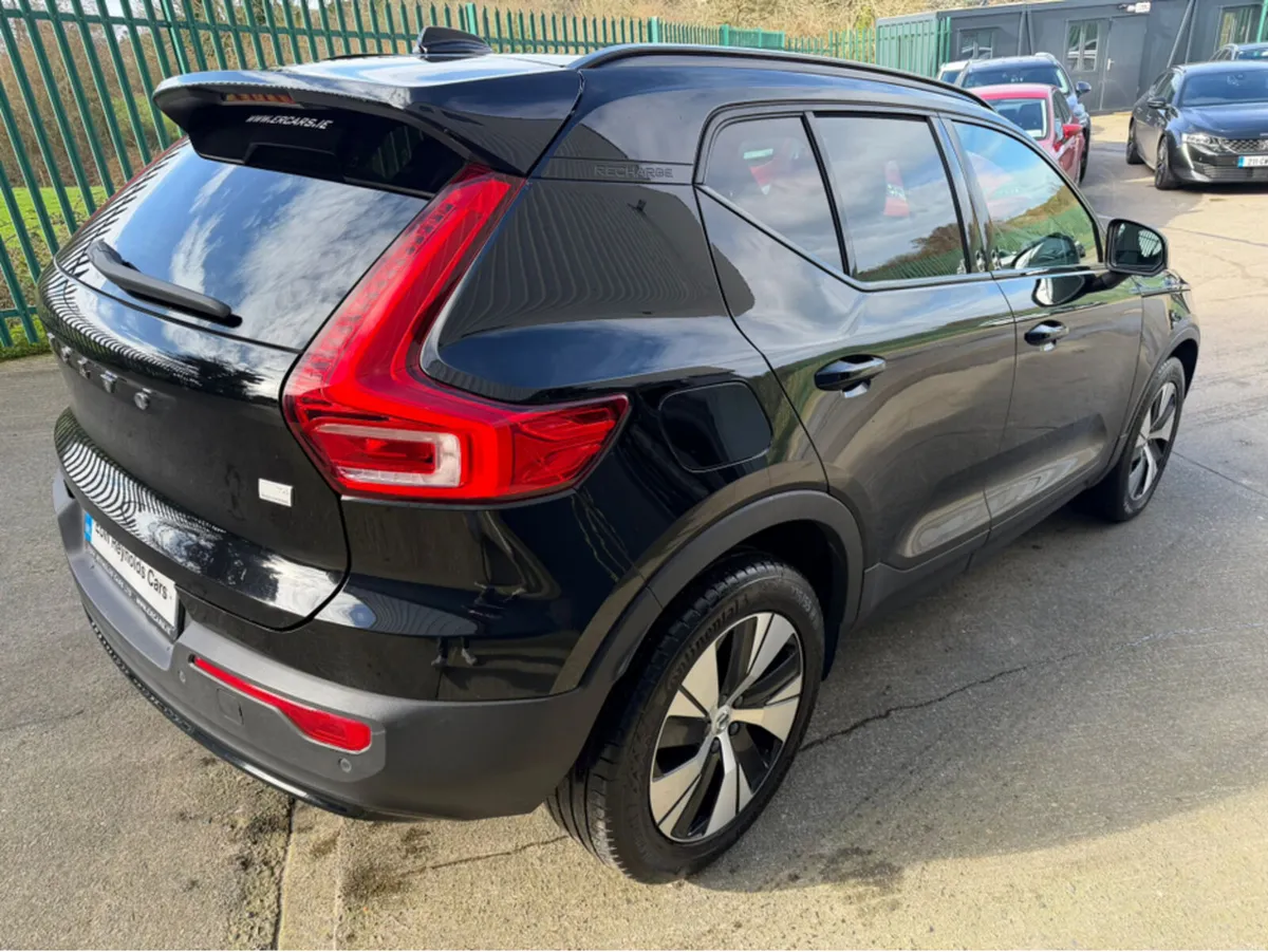 Volvo XC40 T4 RECHARGE AUTO PLUS PHEV! - Image 4