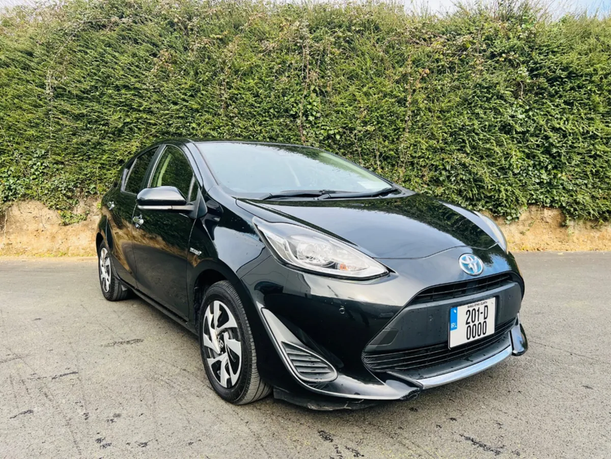 Toyota Aqua 1.5 HYBRID - Image 1