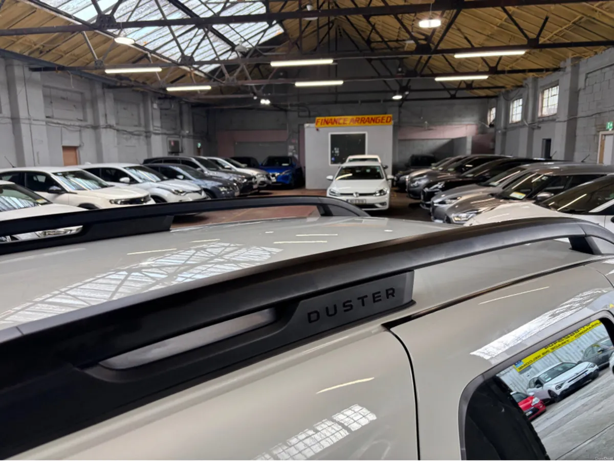 Dacia Duster EXPRESSION BLUE DCI 115 4X2 NB - Image 2