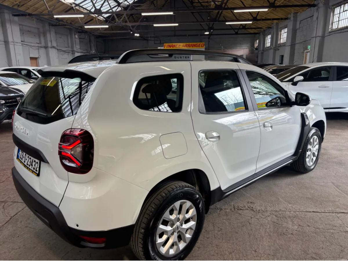 Dacia Duster EXPRESSION BLUE DCI 115 4X2 NB - Image 3