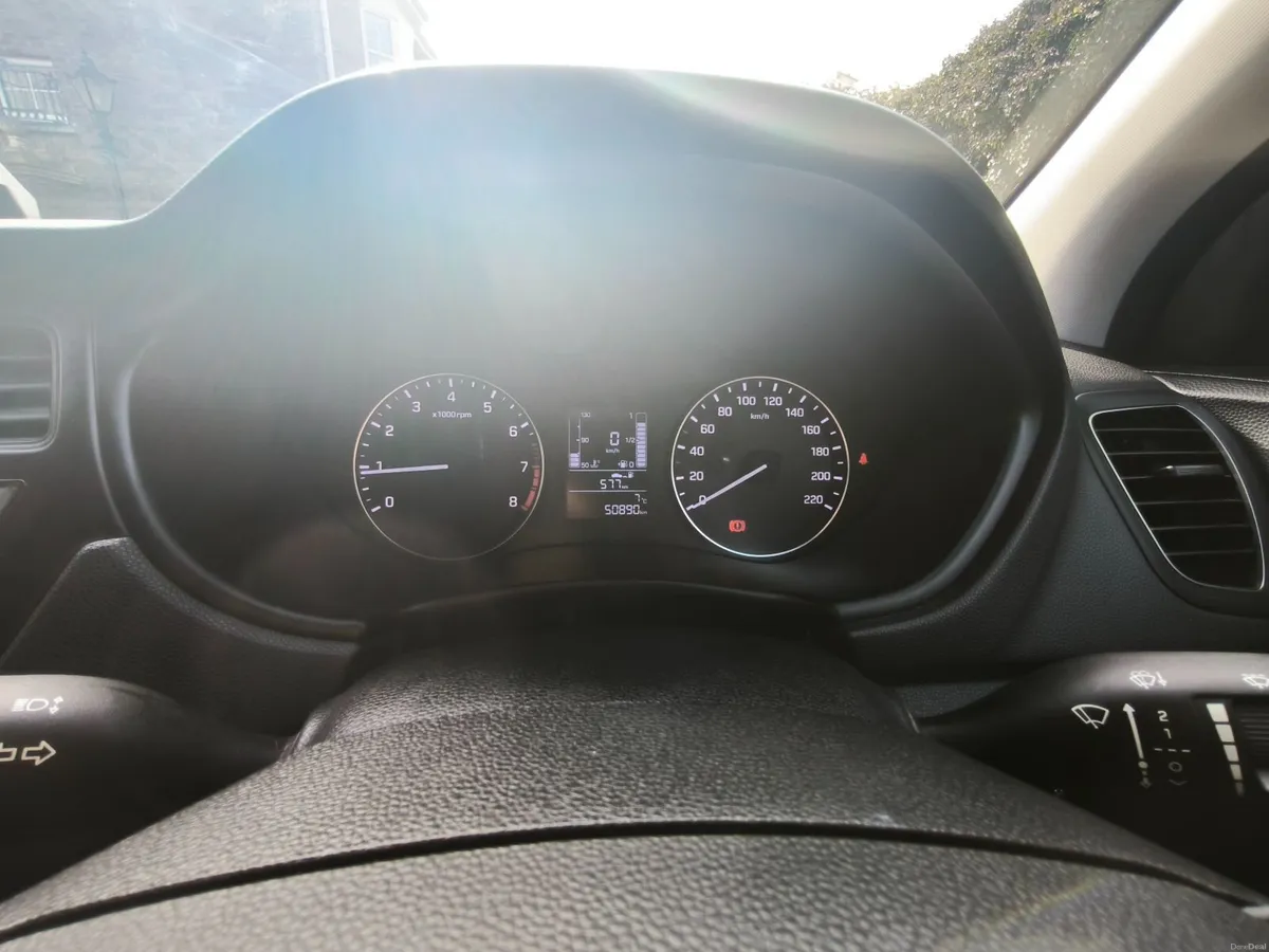 Hyundai i20 2017 - Image 2