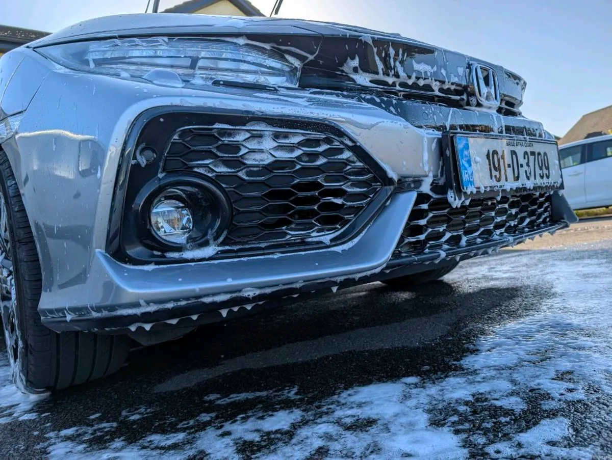 Honda Civic 1.5 - Image 1