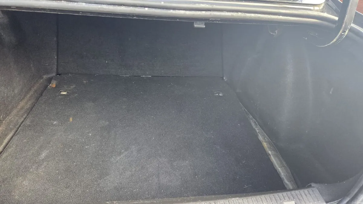 Renault Fluence 2012 - Image 1