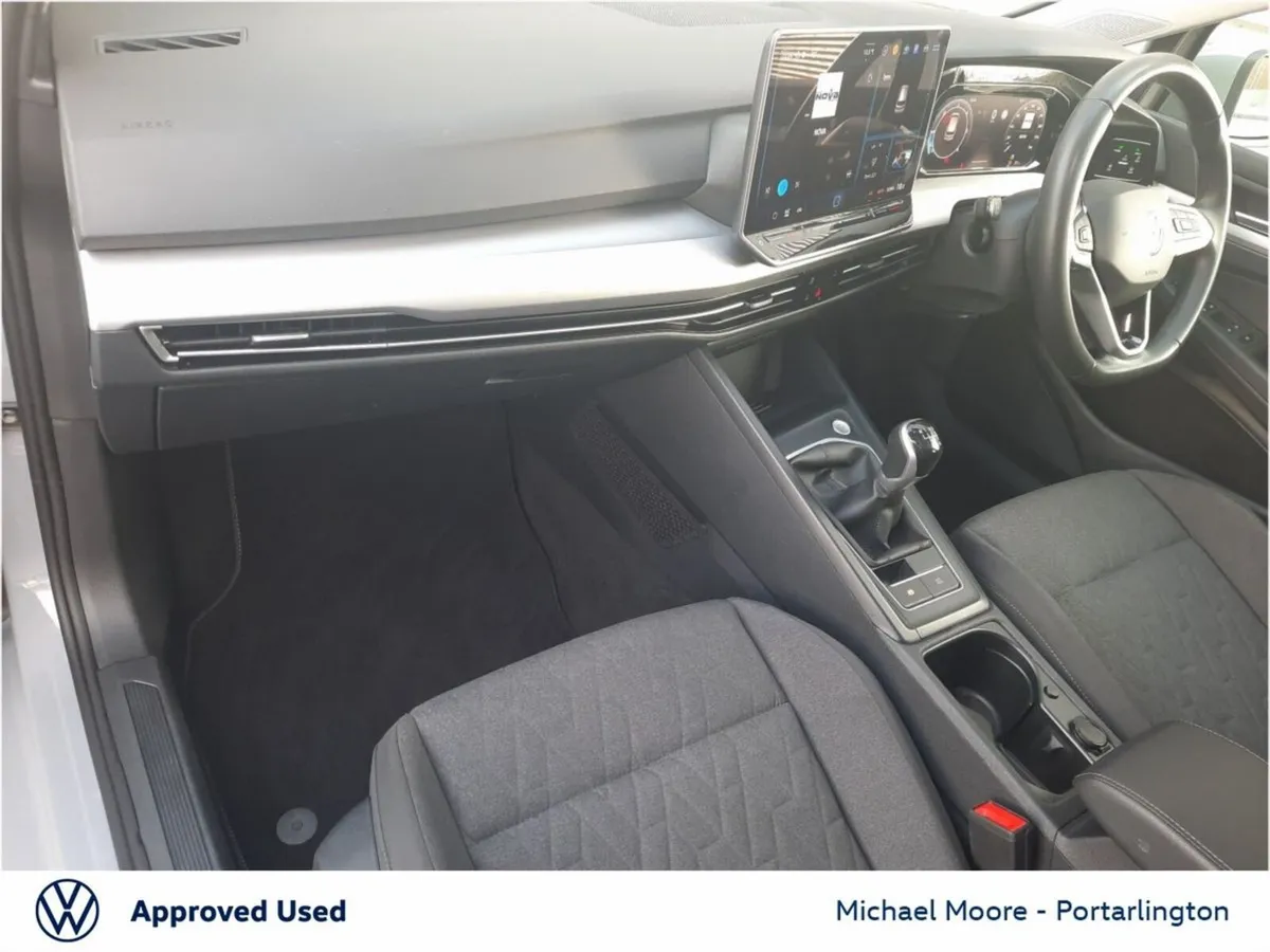 Volkswagen Golf GOLF EDITION 75 2.0 TDI 116HP - Image 4