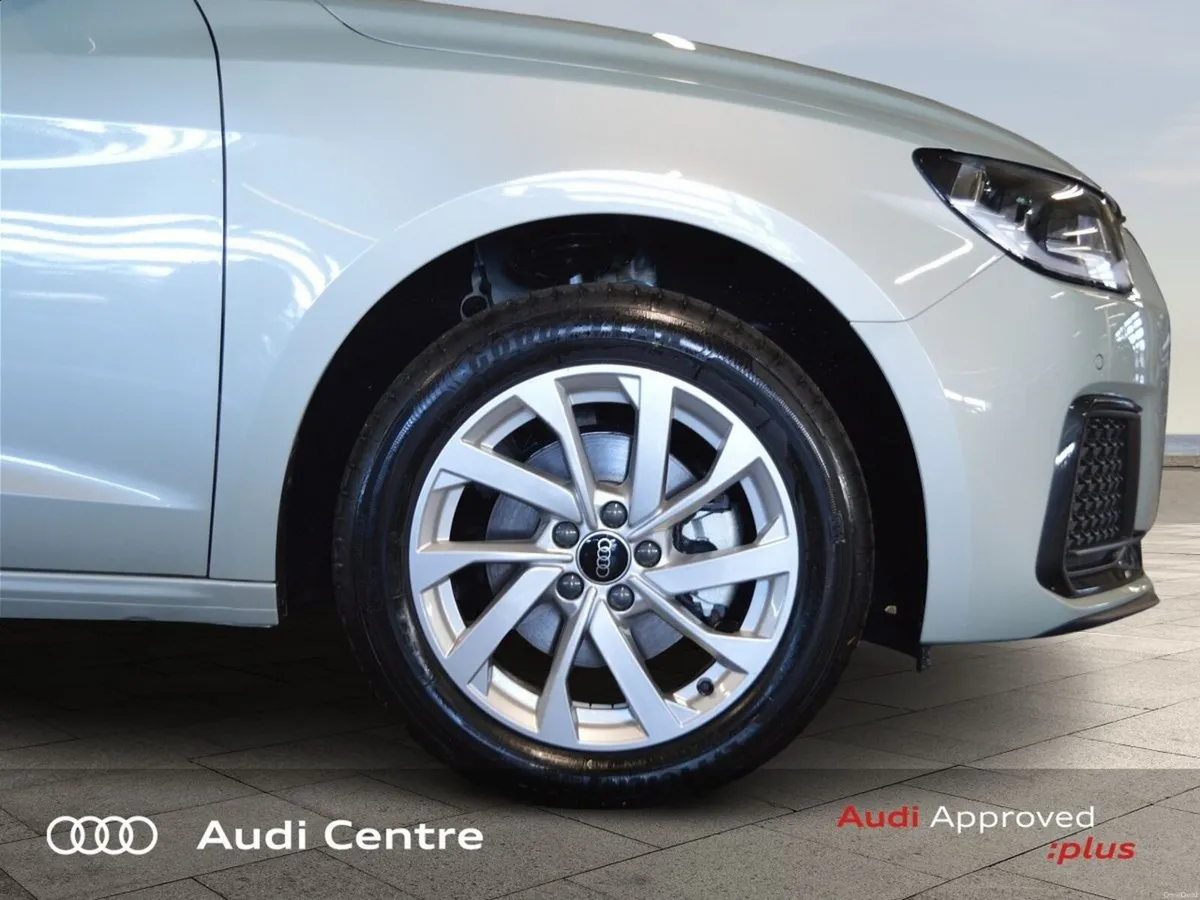 Audi A1 SB 30 TFSI 116HP S-T SE - Image 3