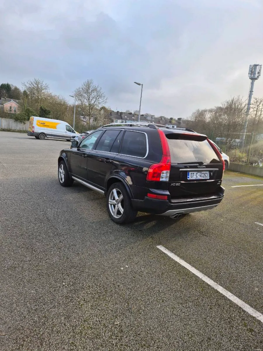 Volvo xc90 high spec 2.4 diesal - Image 4