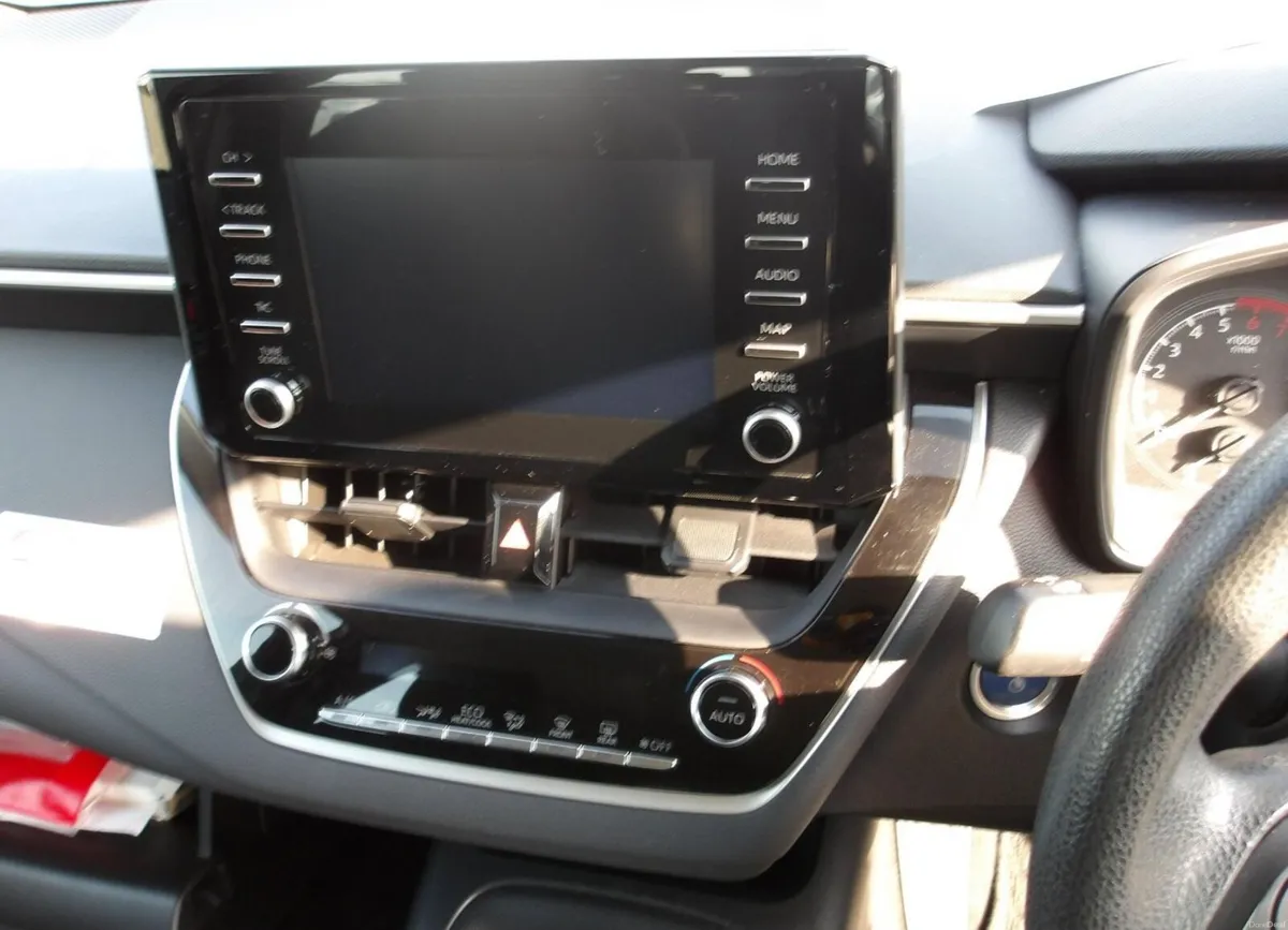 Toyota Corolla 2022 - Image 2