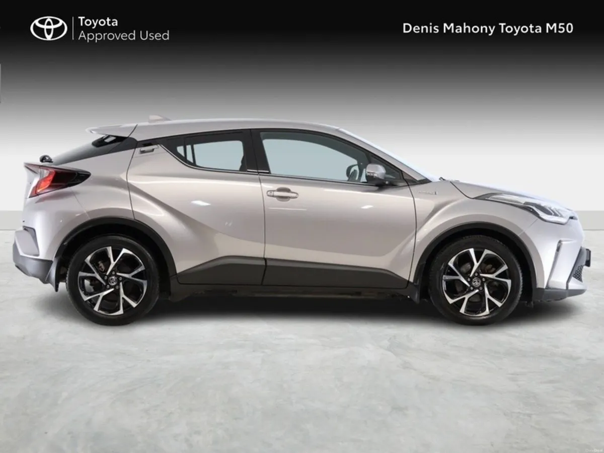 Toyota C-HR Sport Hybrid - Image 3