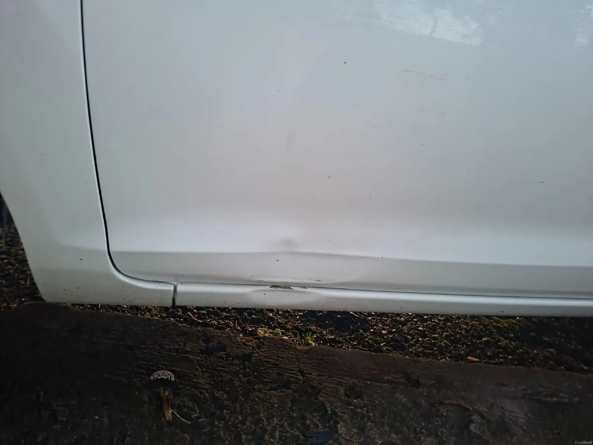 Ford Fiesta 2015 - Image 1