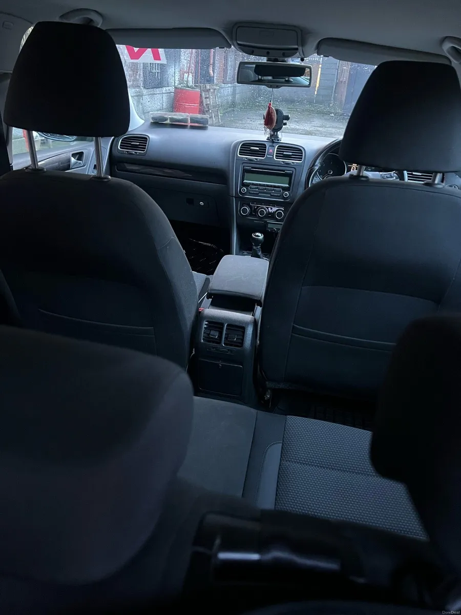 Volkswagen golf 1.6 Diesel - Image 4