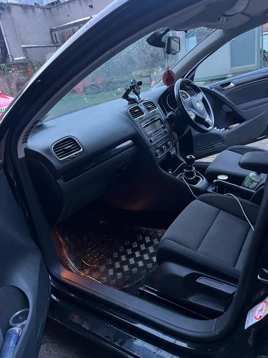Volkswagen golf 1.6 Diesel - Image 4