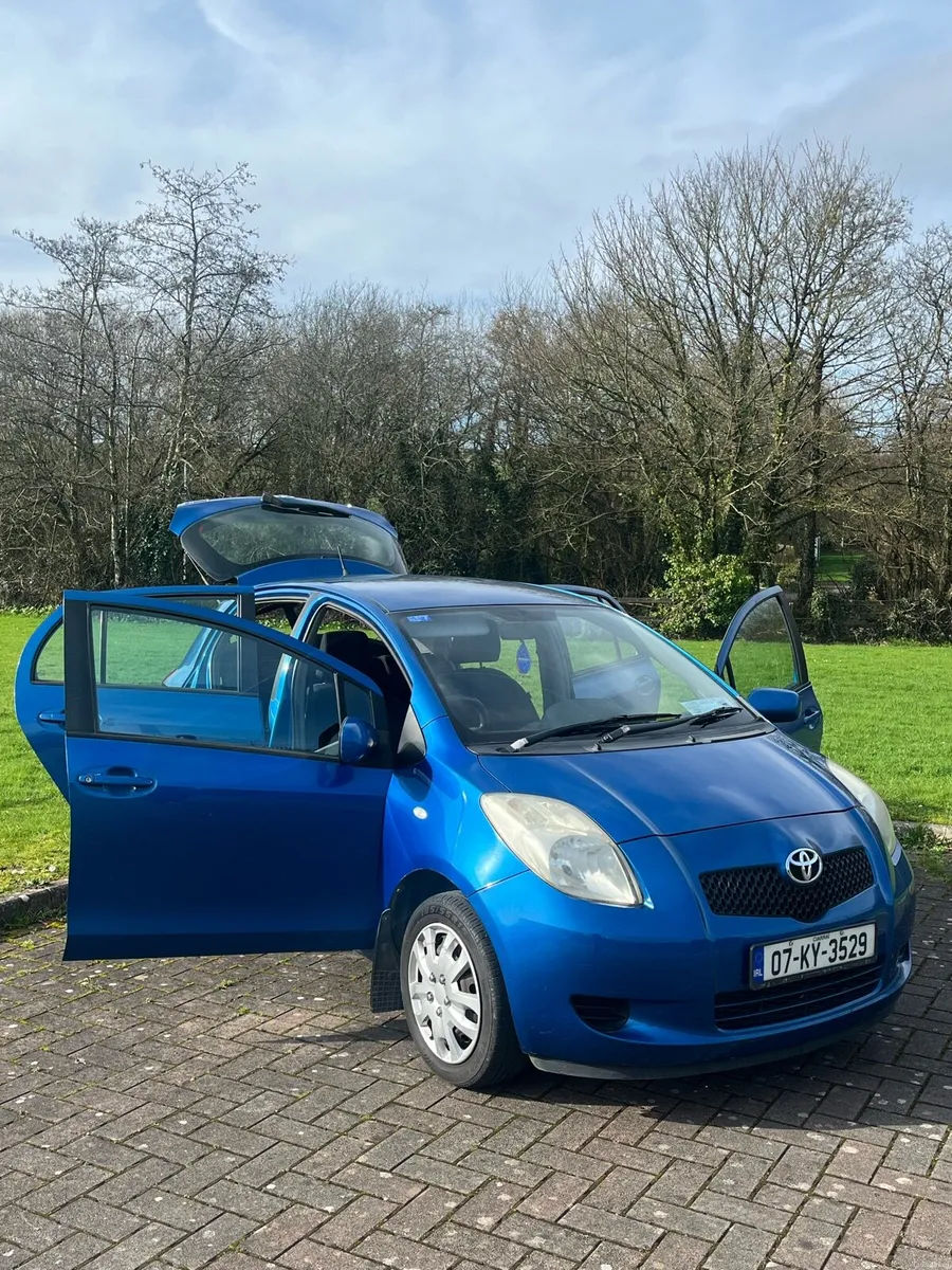 Toyota Yaris 1.0 Terra 5DR – 2007 1750€ - Image 3