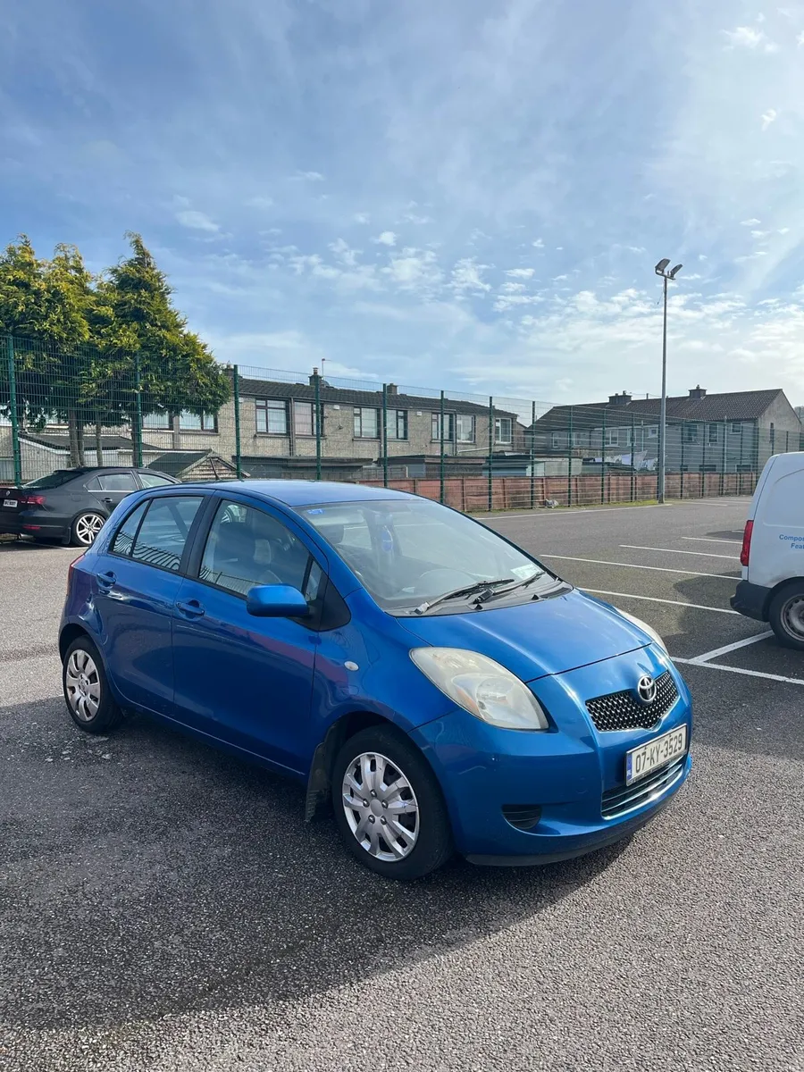Toyota Yaris 1.0 Terra 5DR – 2007 1750€ - Image 1