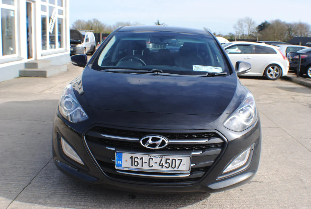 Hyundai i30 2016 1.6 diesel Deluxe 5dr  Automatic - Image 1