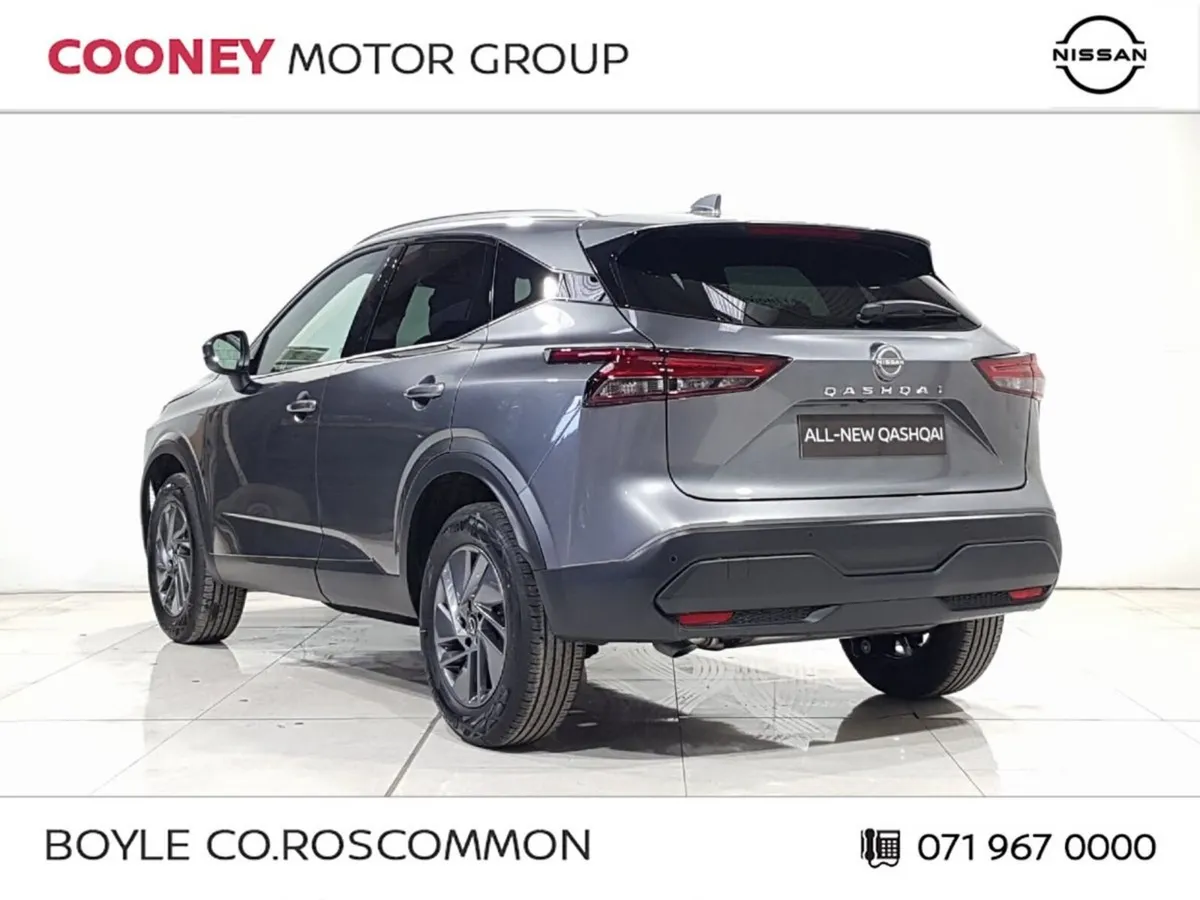 Nissan Qashqai 1.3 PET MILD HYBRID SV - Image 3