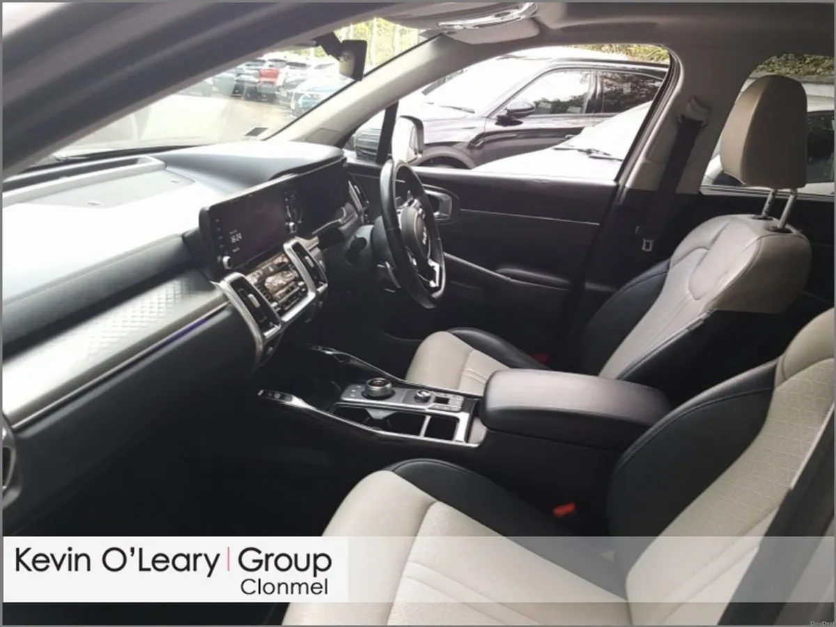 Kia Sorento 1.6 PHEV K4 4X4 7 seats - Image 4