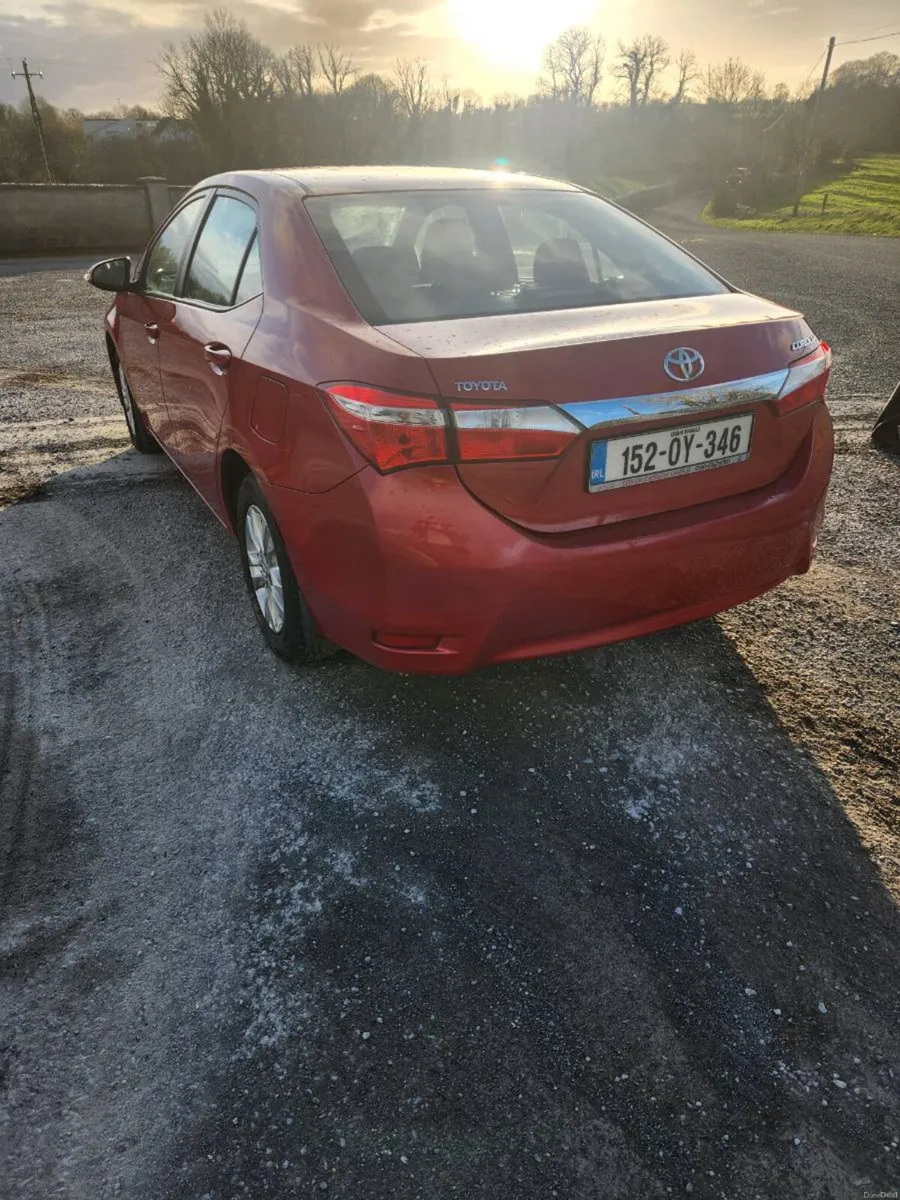 Toyota corolla - Image 4