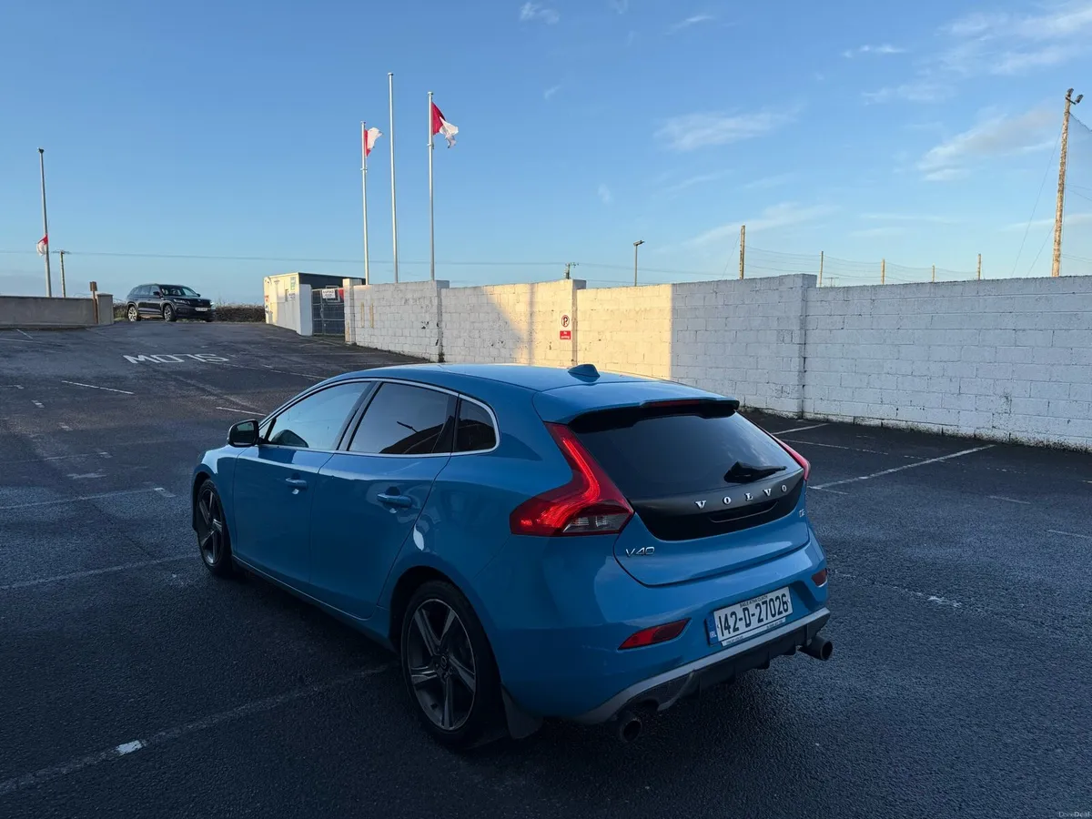 VOLVO V40 1.6 D R DESIGN NEW NCT 2014 - Image 3