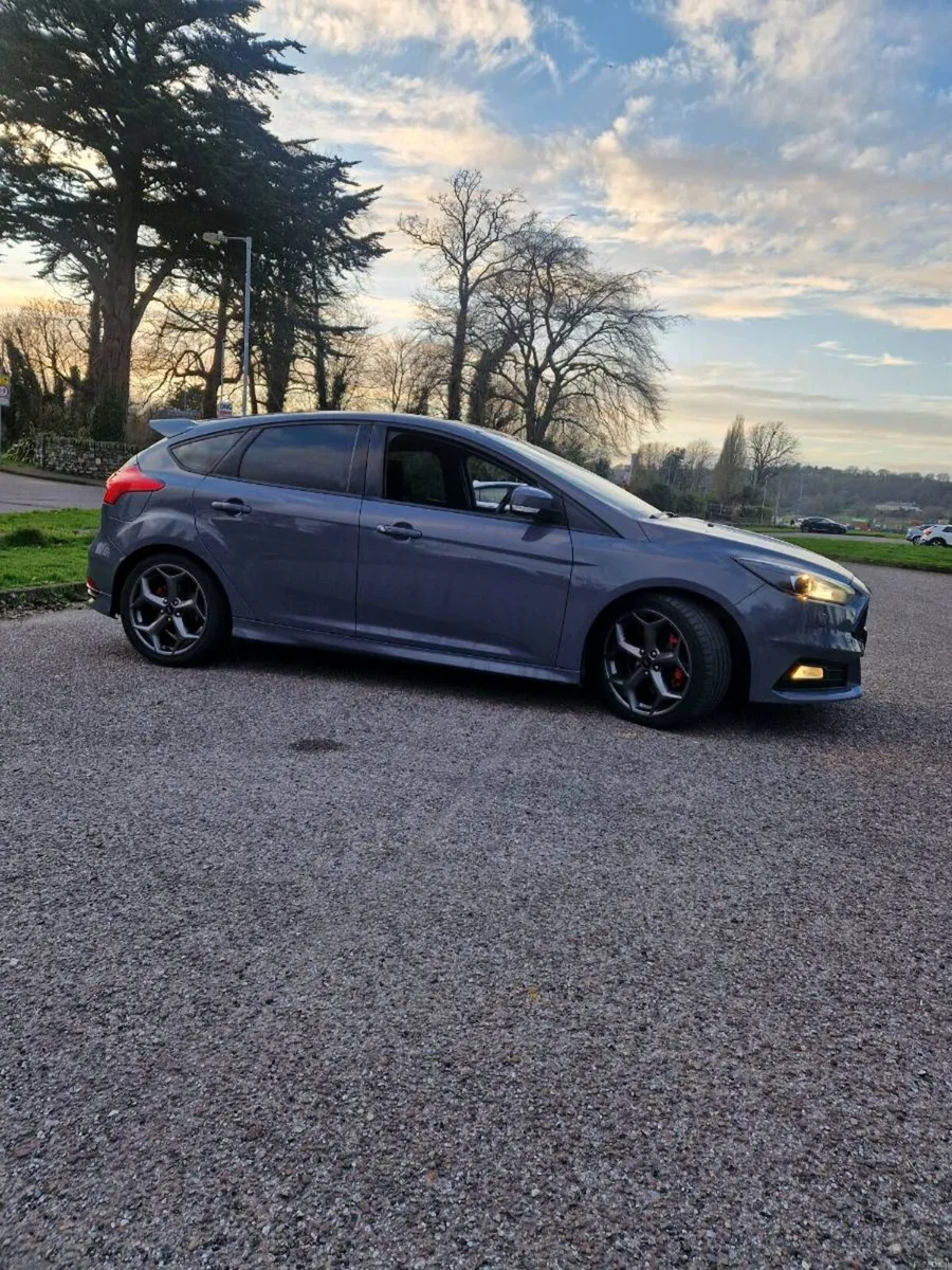 Focus ST (automatic) - Image 3