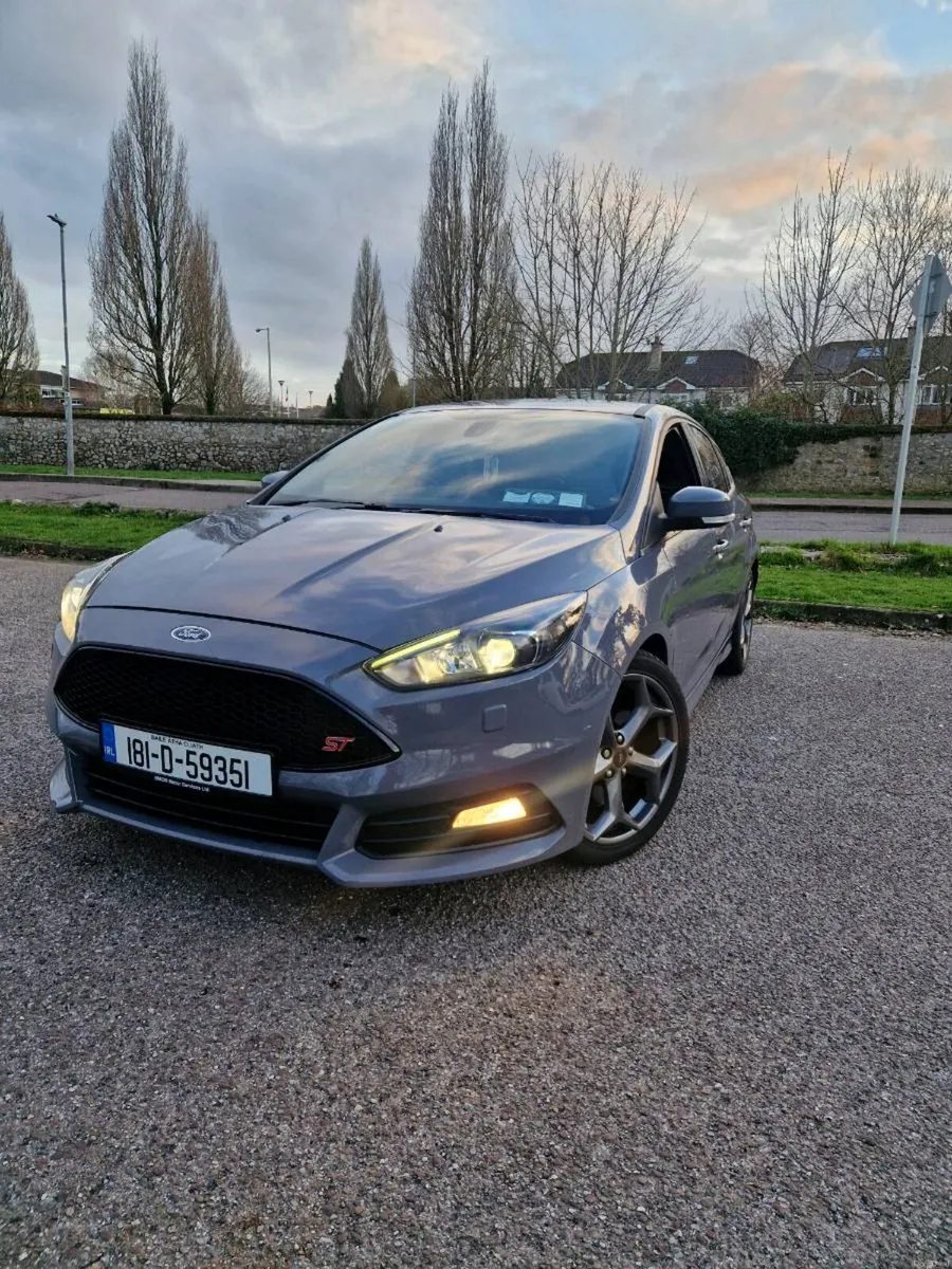 Focus ST (automatic) - Image 1