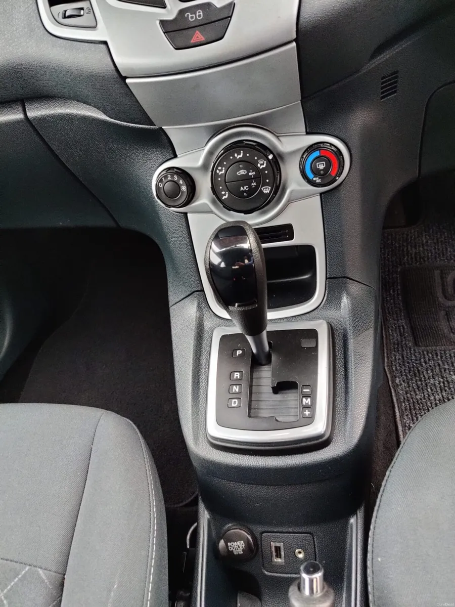 Ford Fiesta Petrol Automatic 53 k Mil New Nct 2/27 - Image 4