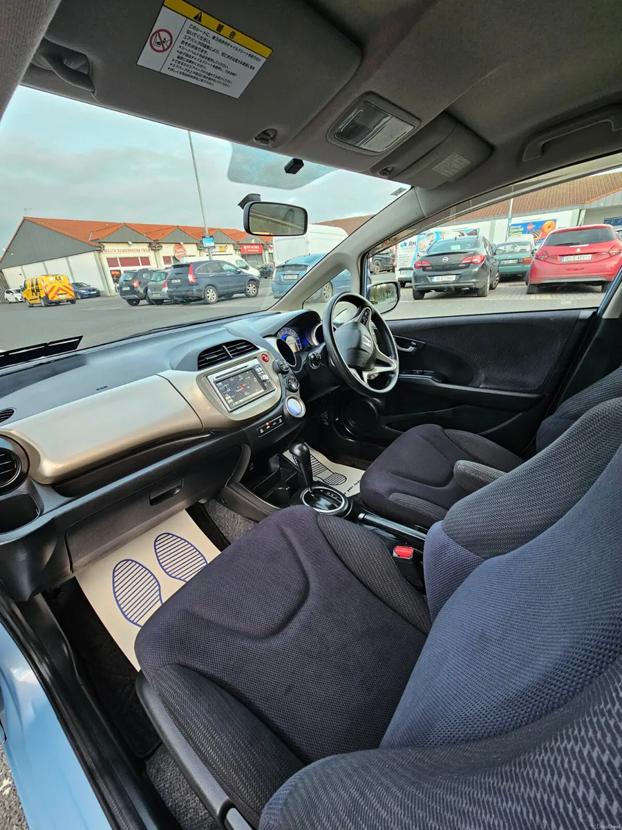 Honda Fit 2013 Automatic - Image 3