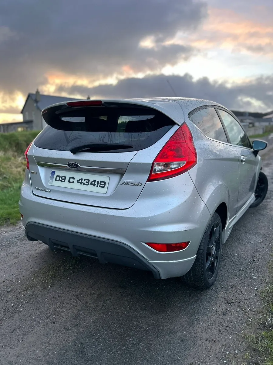 Ford Fiesta Zetec S TDCI - Image 4