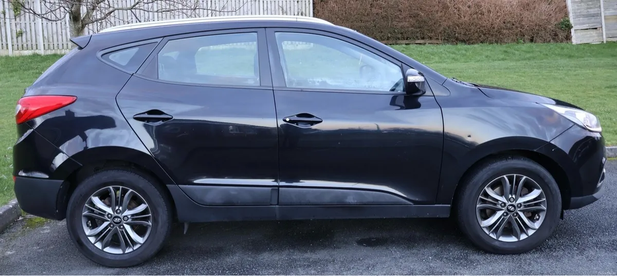 Hyundai ix35 - Image 2