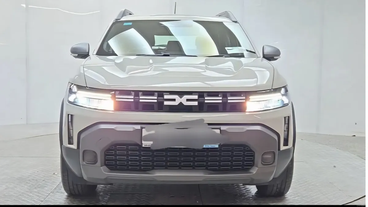 Dacia Duster 2025 - Image 1