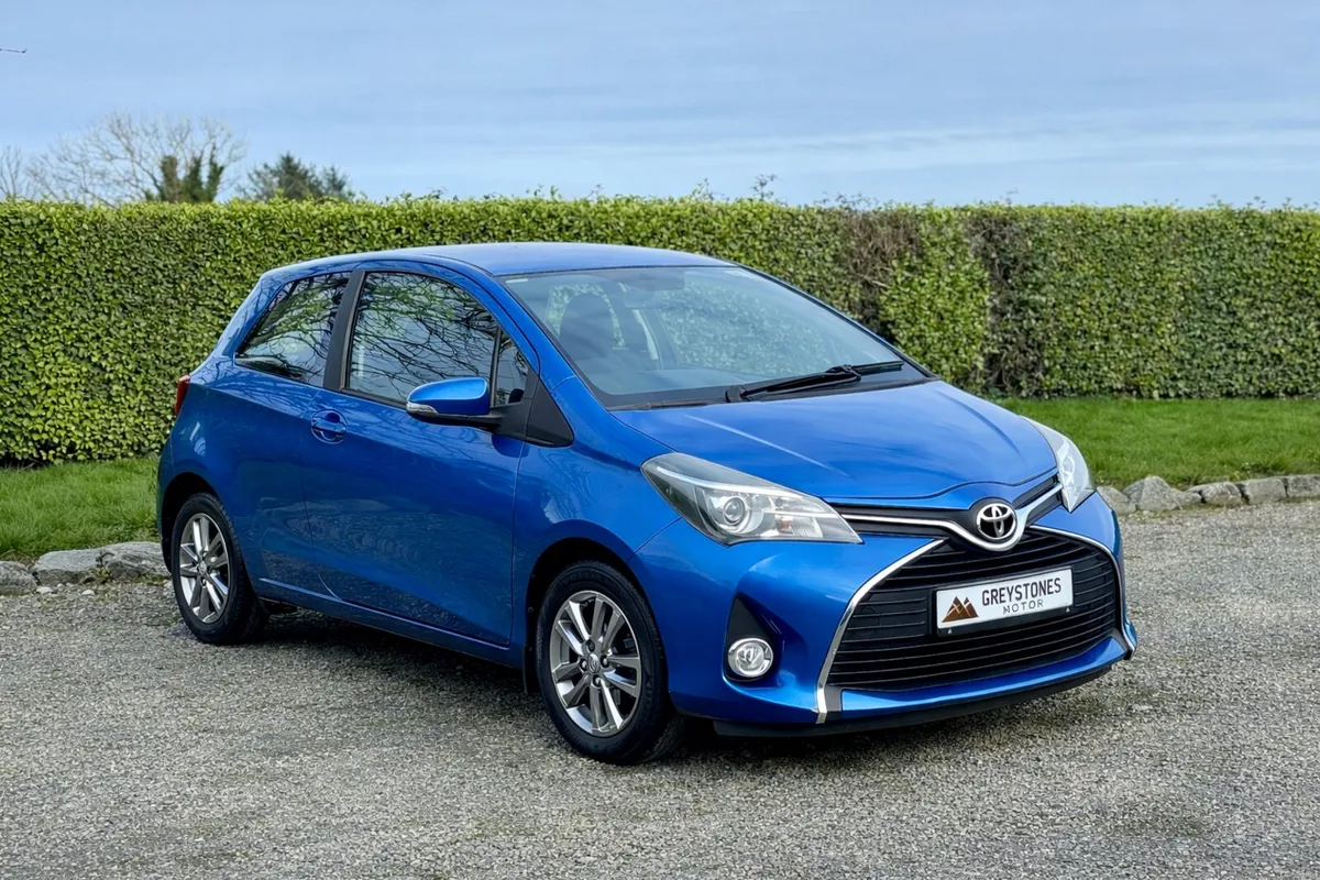 152 Toyota Yaris 1.0 VVT 3dr Only 95k KMS! - Image 1