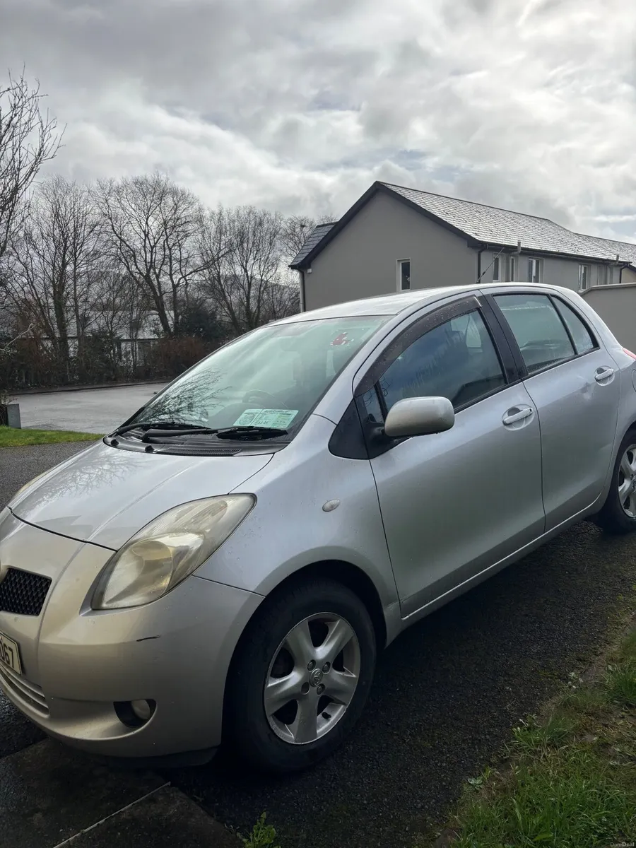 Toyota Yaris 2006 - Image 4