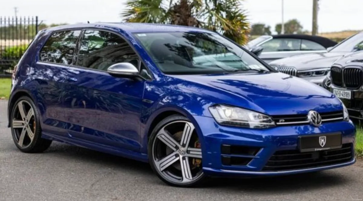 2015 MK7 Golf R - Image 2