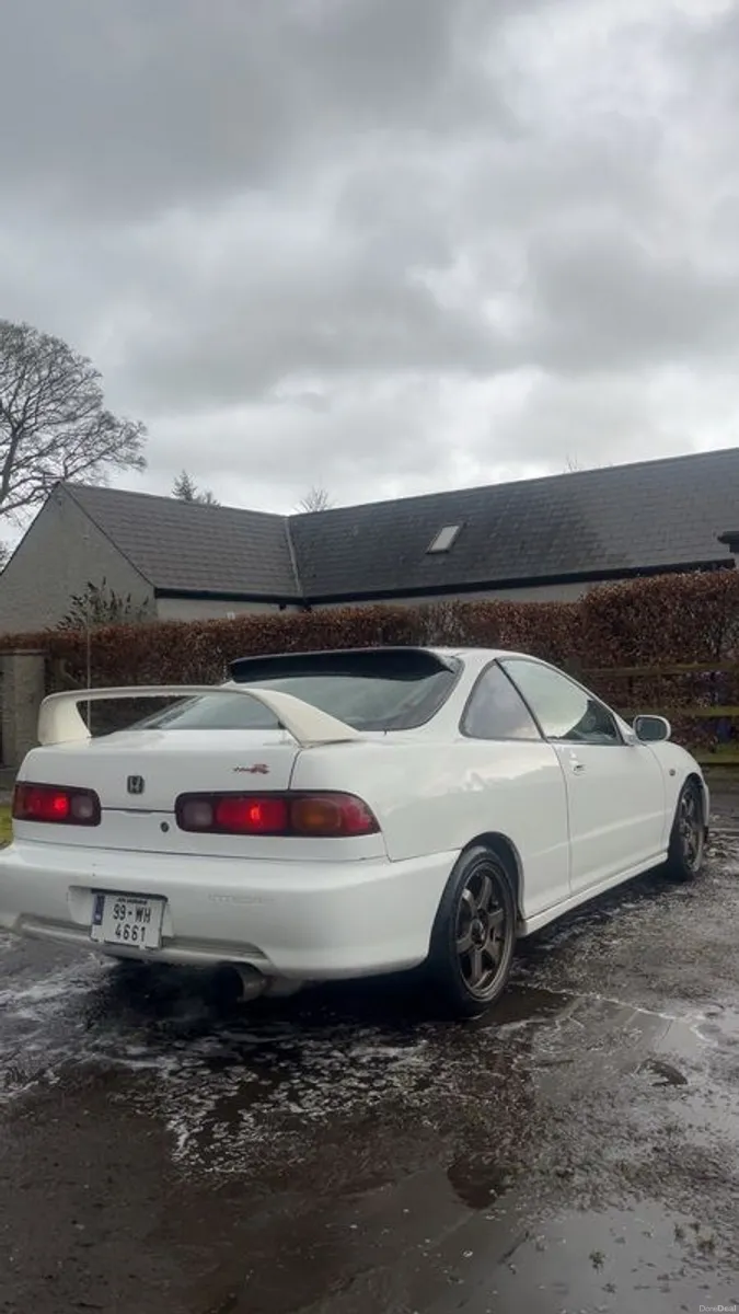 1999 Honda Integra - Image 3