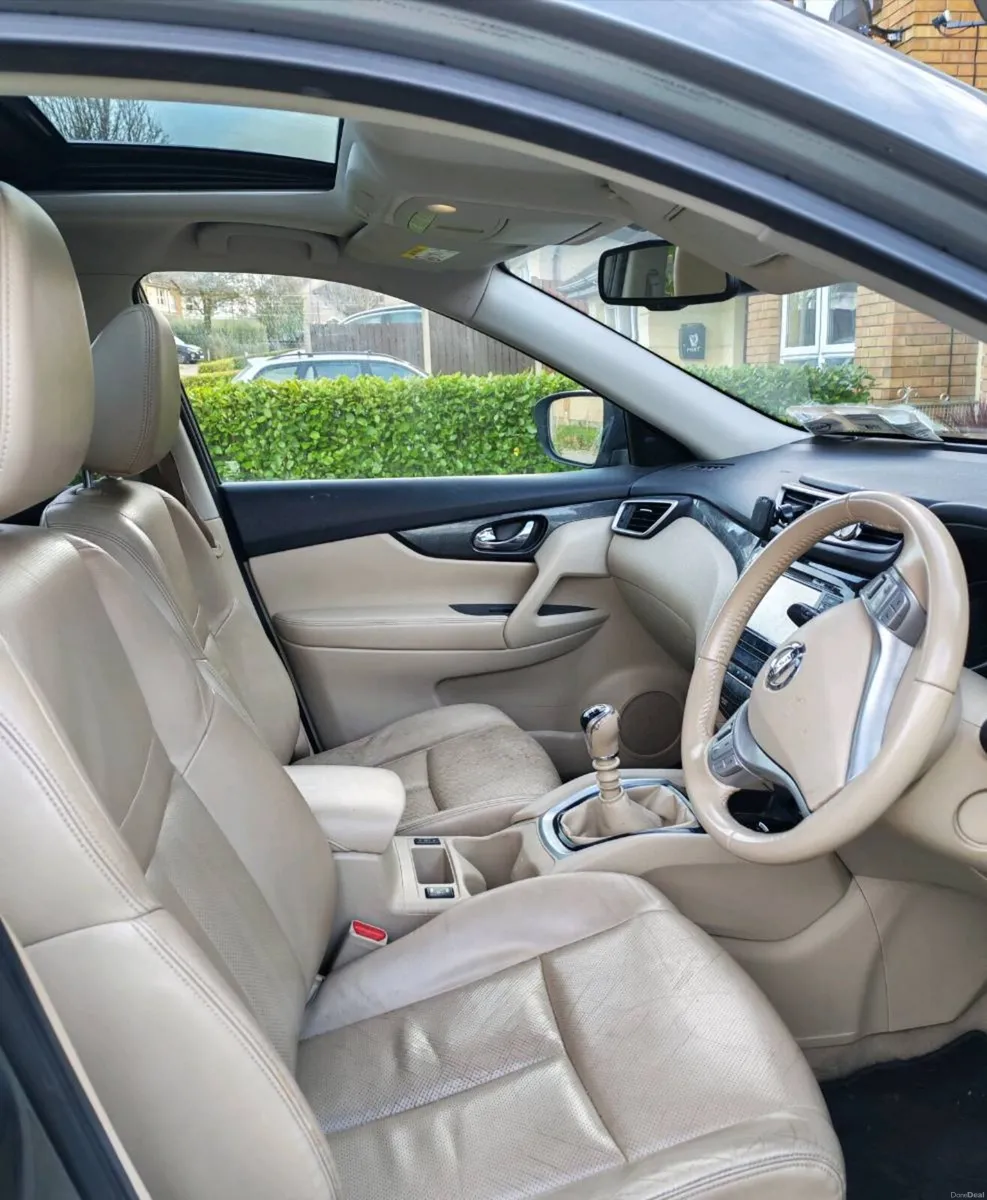 Nissan XTrail Luxury Spec - Image 3