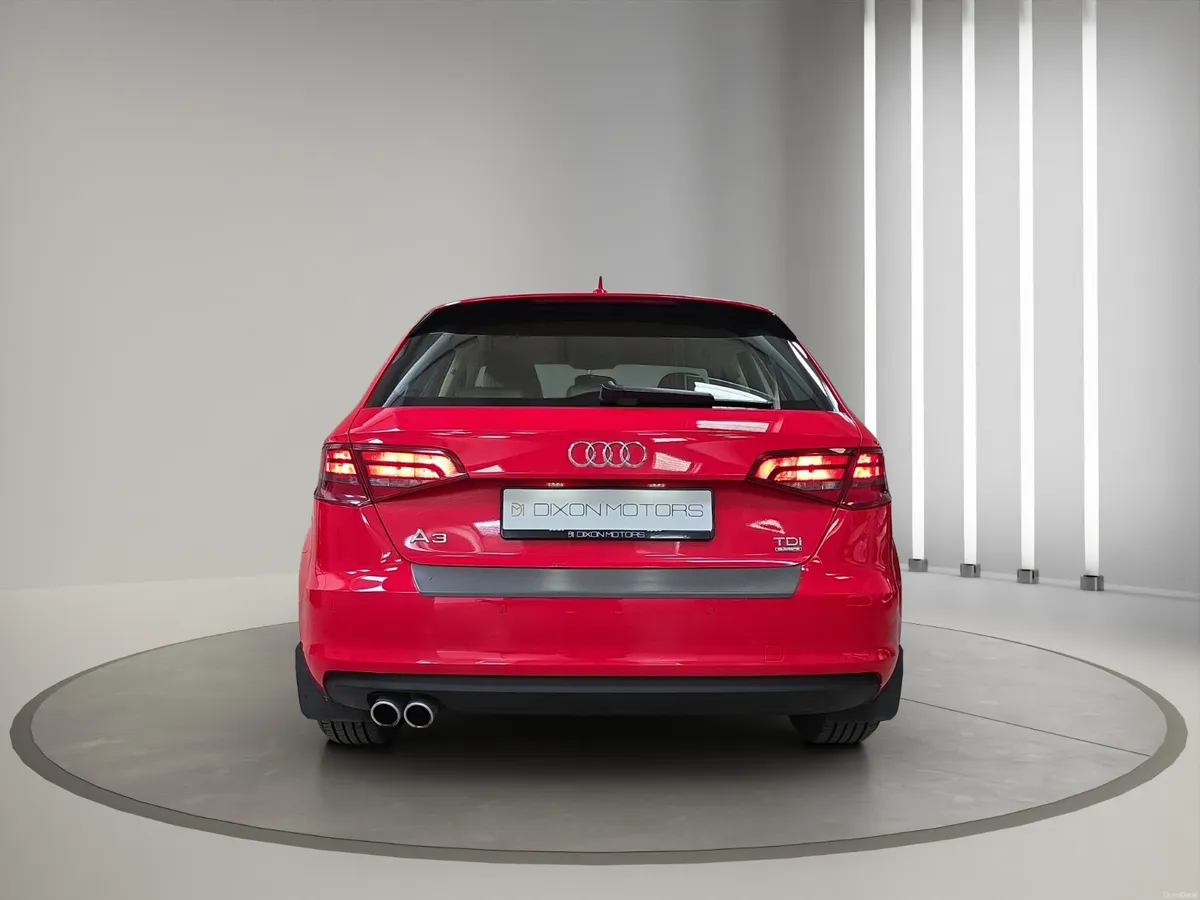 Audi A3 2015 - Image 4