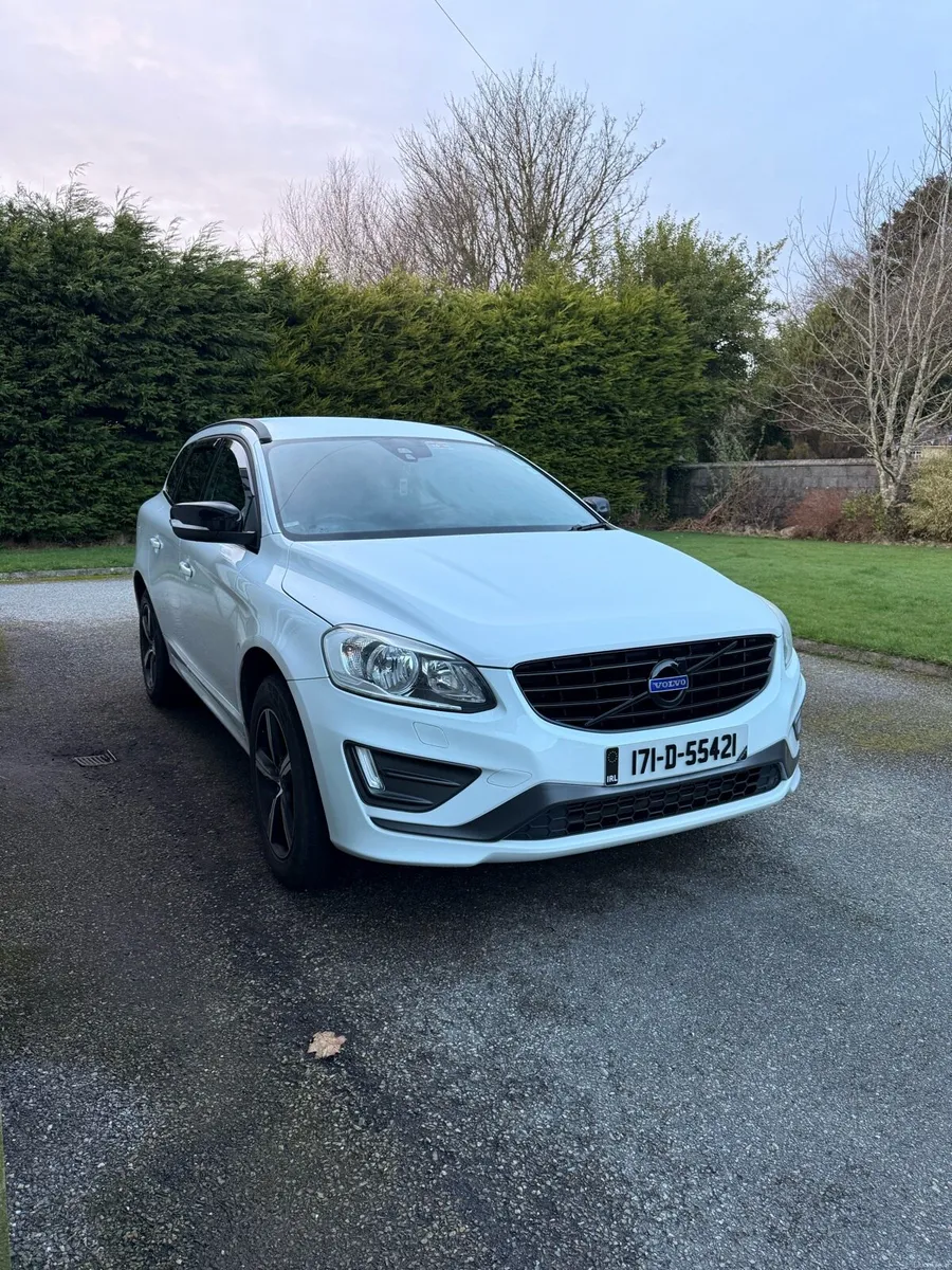 Volvo XC60 R-Design - Image 3