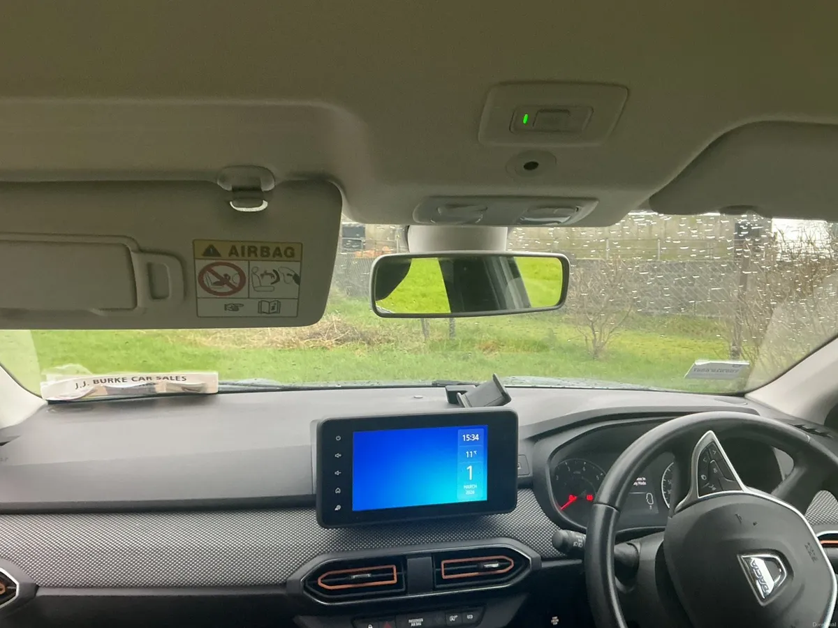 Dacia Sandero Prestige 1.0 L Turbo Petrol/LPG - Image 4