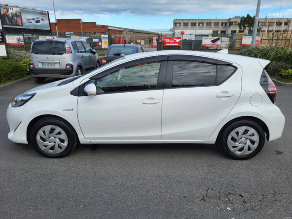 (2yr warranty) 1.5 Petrol Hybrid Auto - Image 6